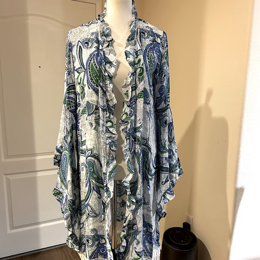 NWOT Blue Paisley Coverup/Kimono